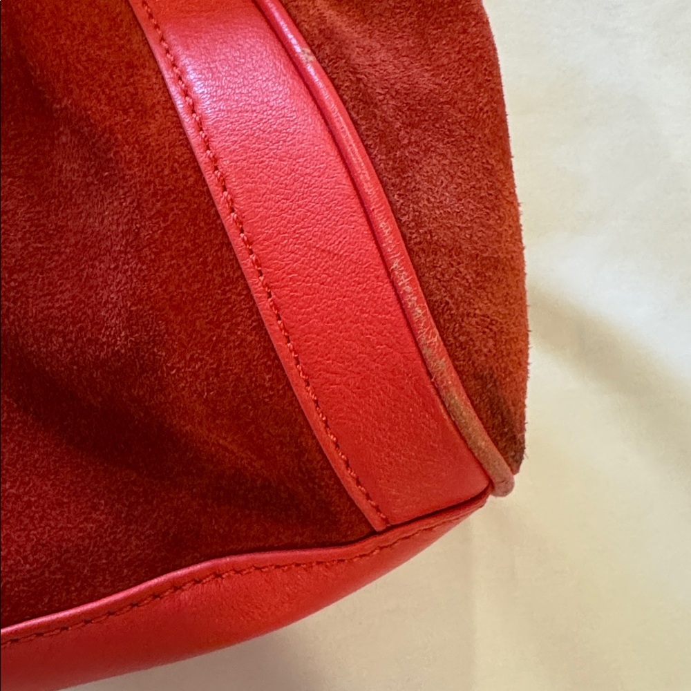 Tory Burch Gloria Satchel & Dust Bag - Picture 12 of 13